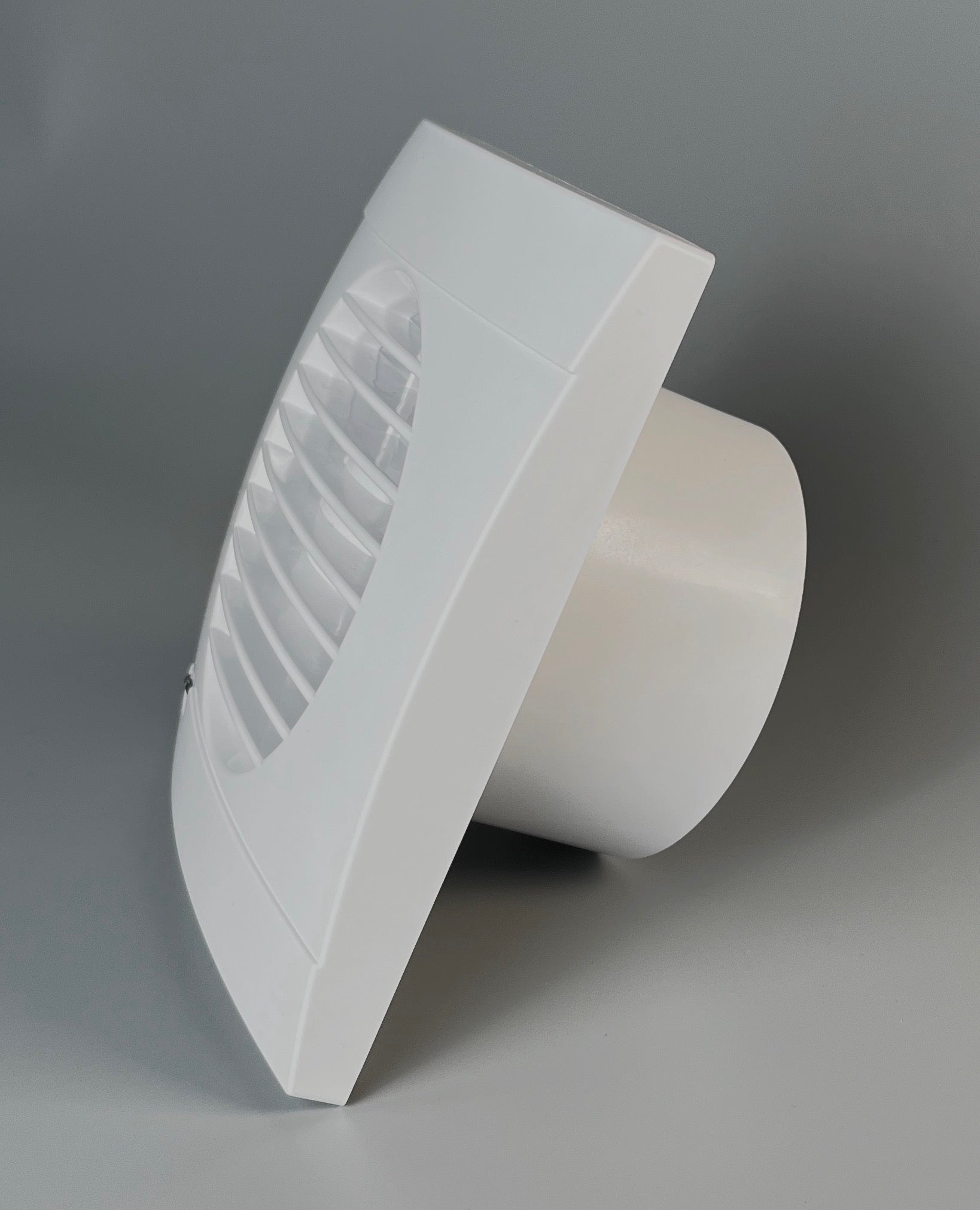 b77c3d5a4925a272f2868e4562d126cb
